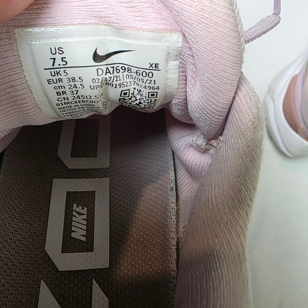 Nike Air Zoom Vomero 16 Running Shoes Womens 7.5 Pink Rose Gold AH7858-600 - Picture 9 of 9